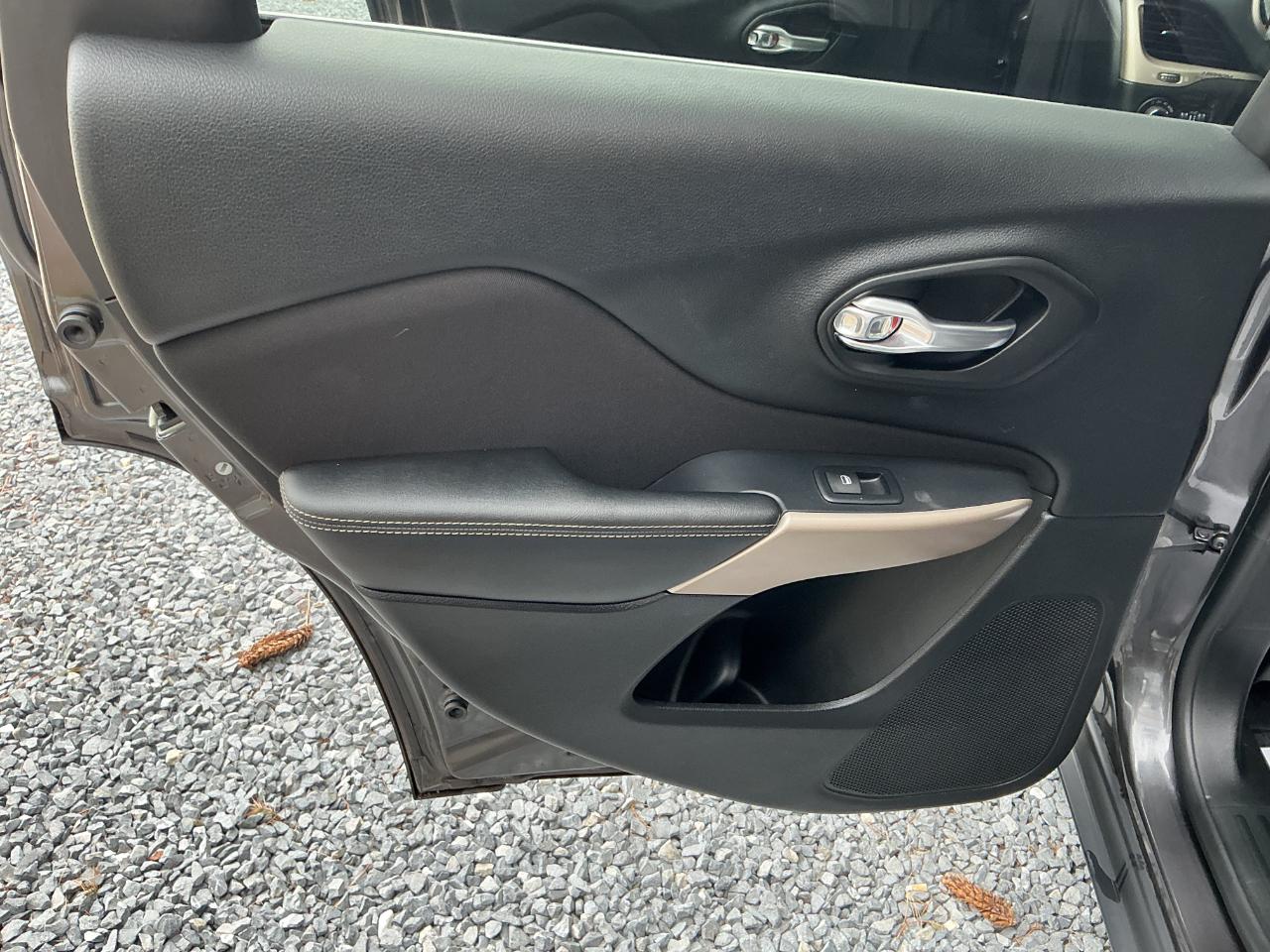 Jeep Cherokee Latitude 4x4 2017