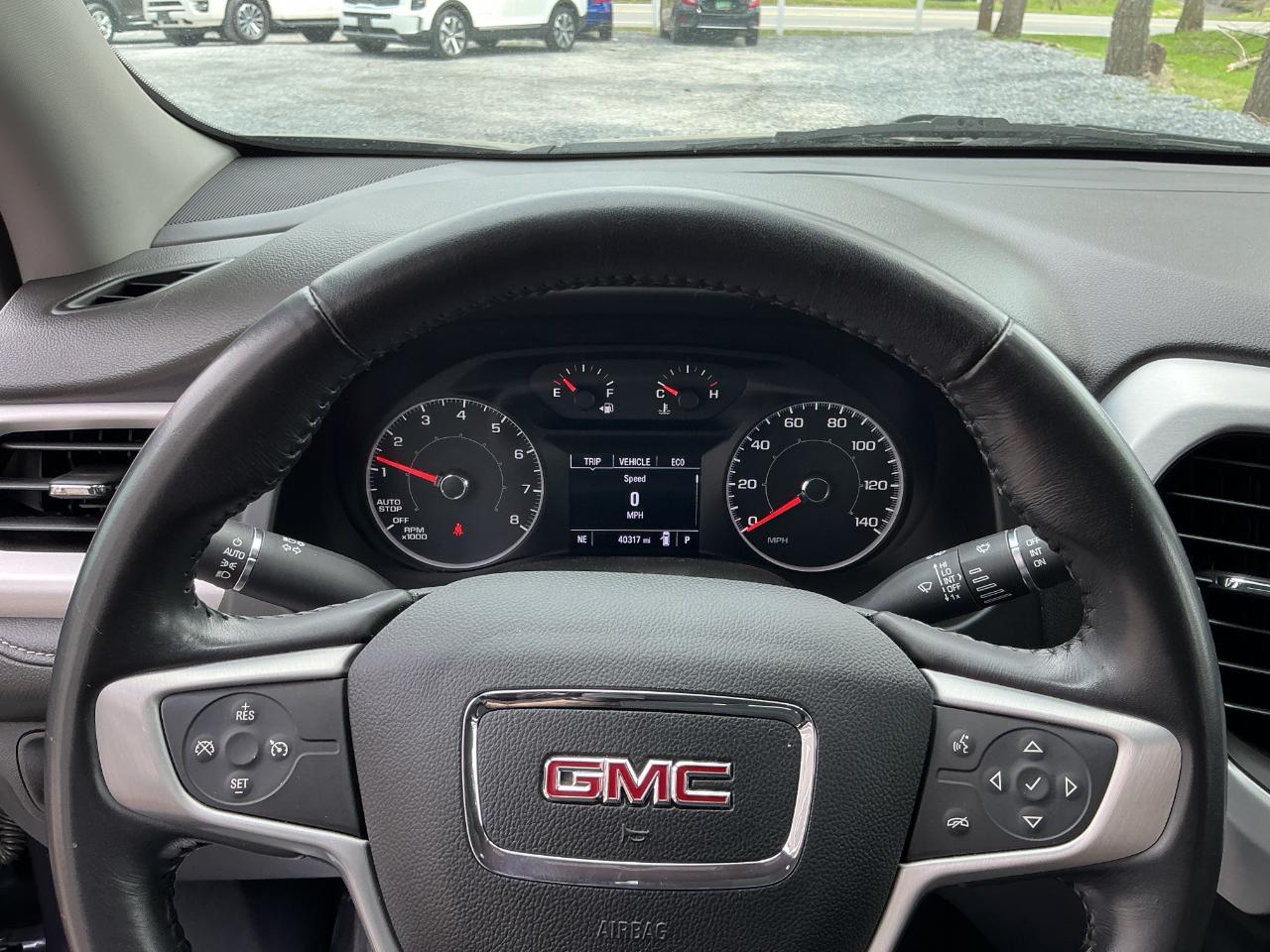 GMC Acadia AWD 4dr SLE w/SLE-1 2019