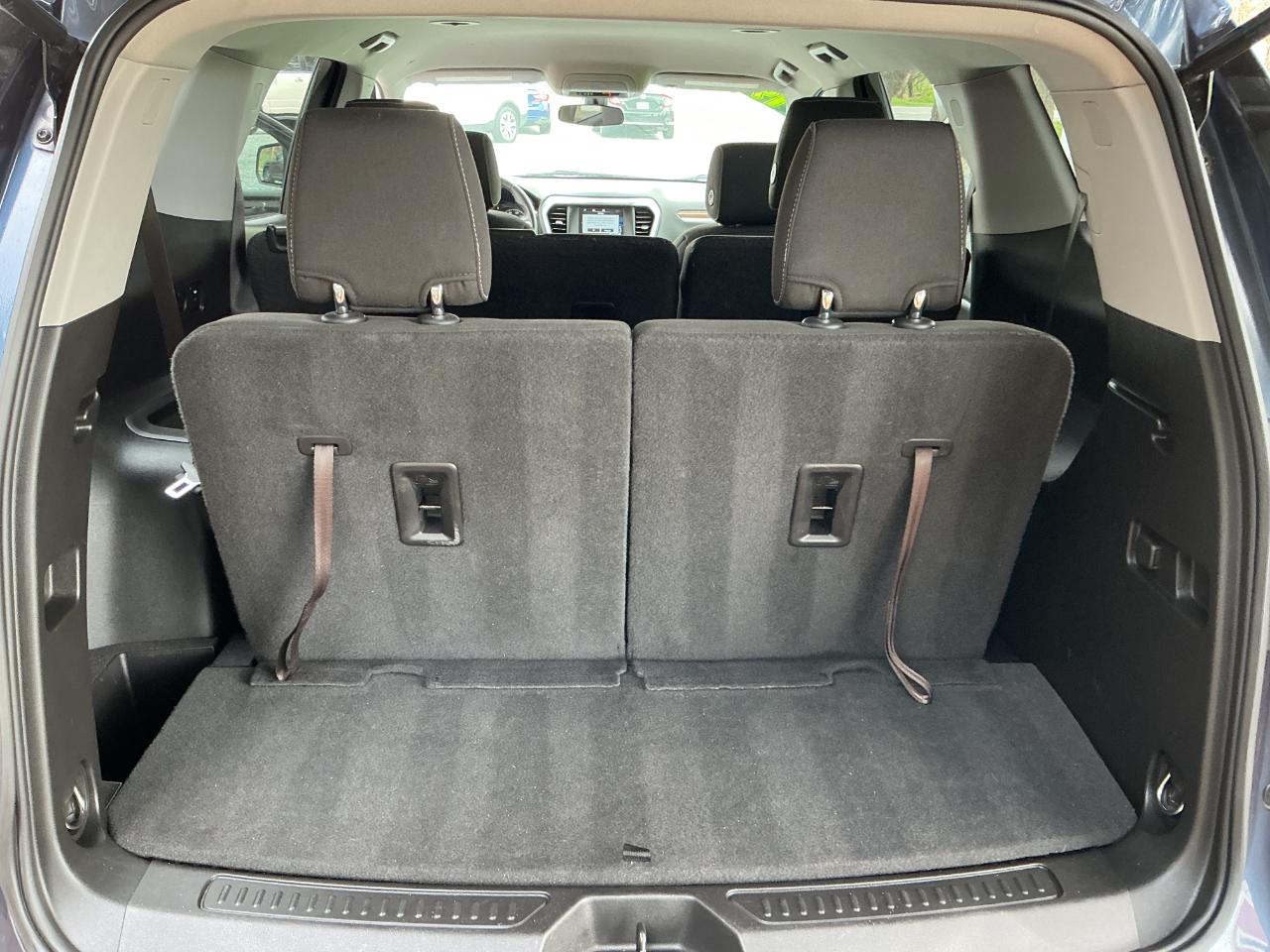 GMC Acadia AWD 4dr SLE w/SLE-1 2019