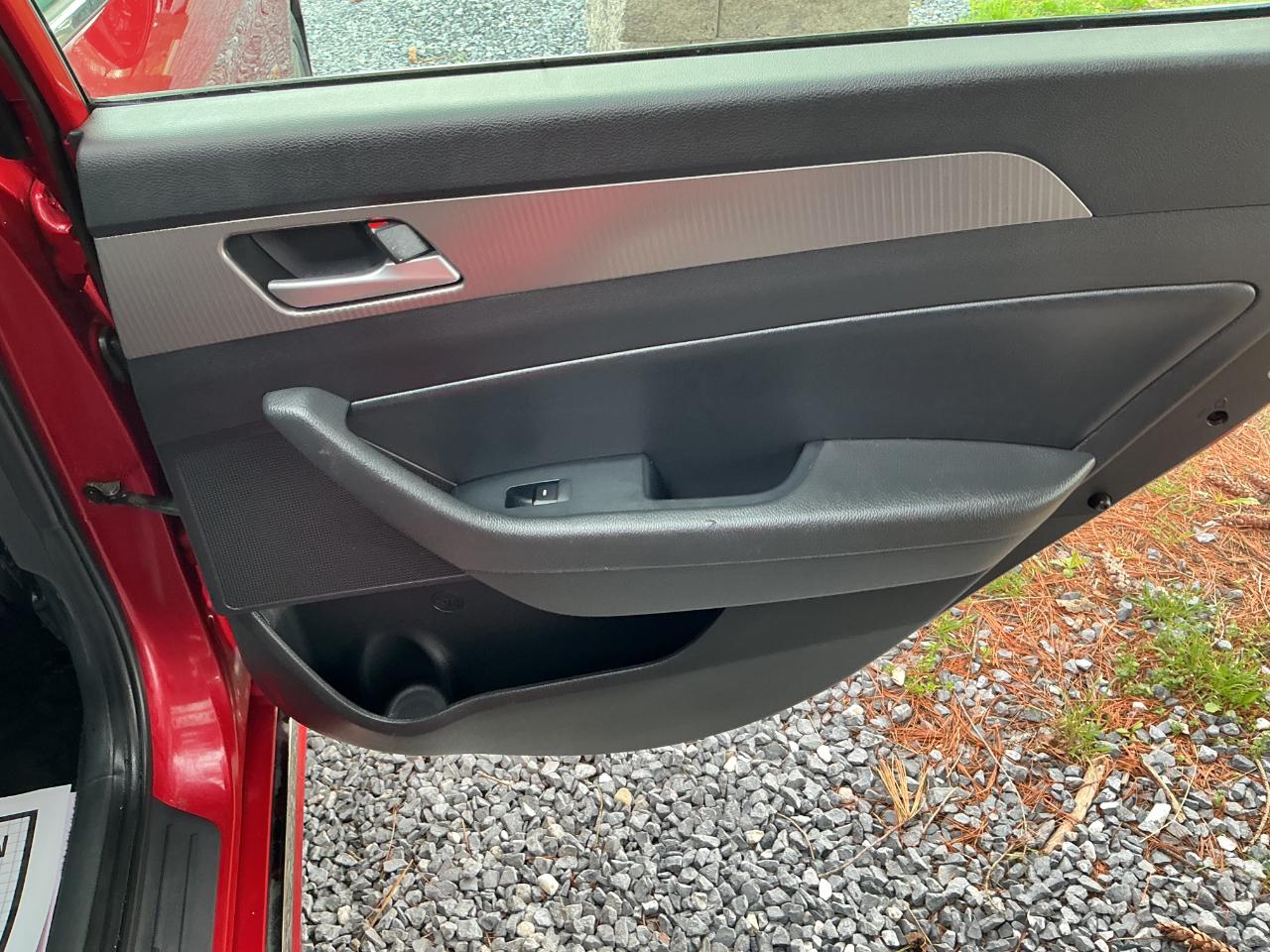 Hyundai Sonata Sport 2.4L 2019