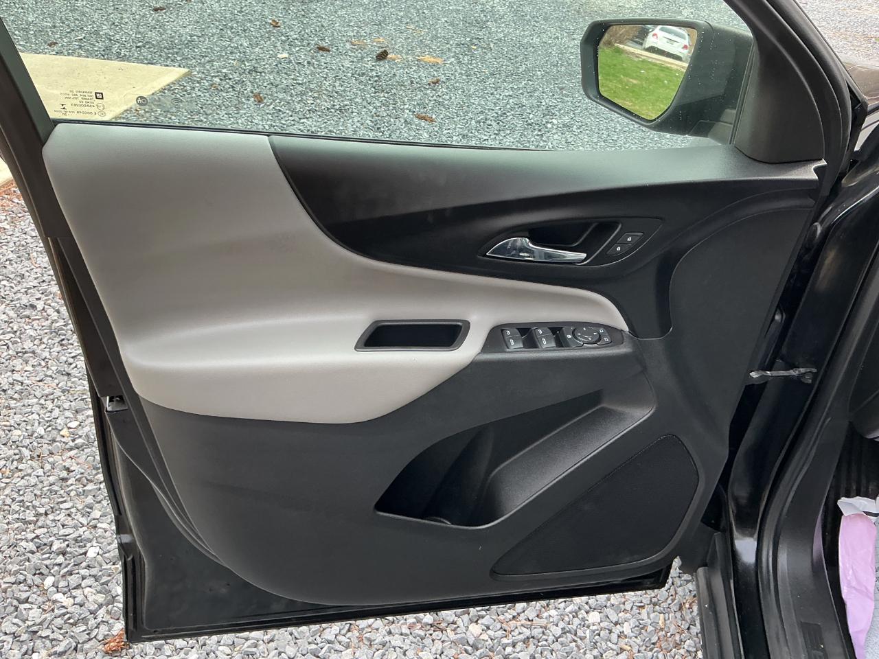 Chevrolet Equinox FWD 4dr LS w/1LS 2020