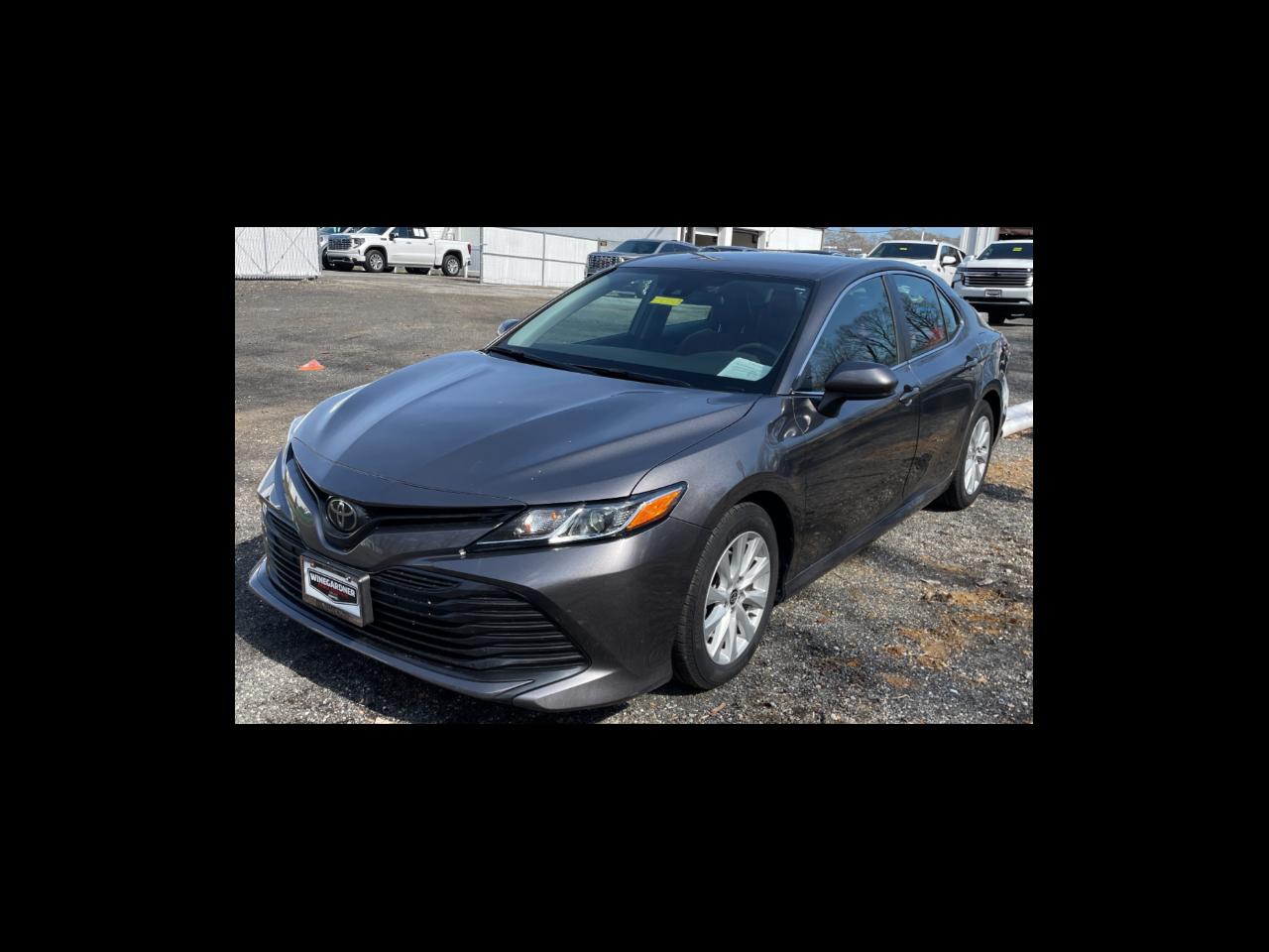 2020 Toyota Camry LE Auto (Natl)