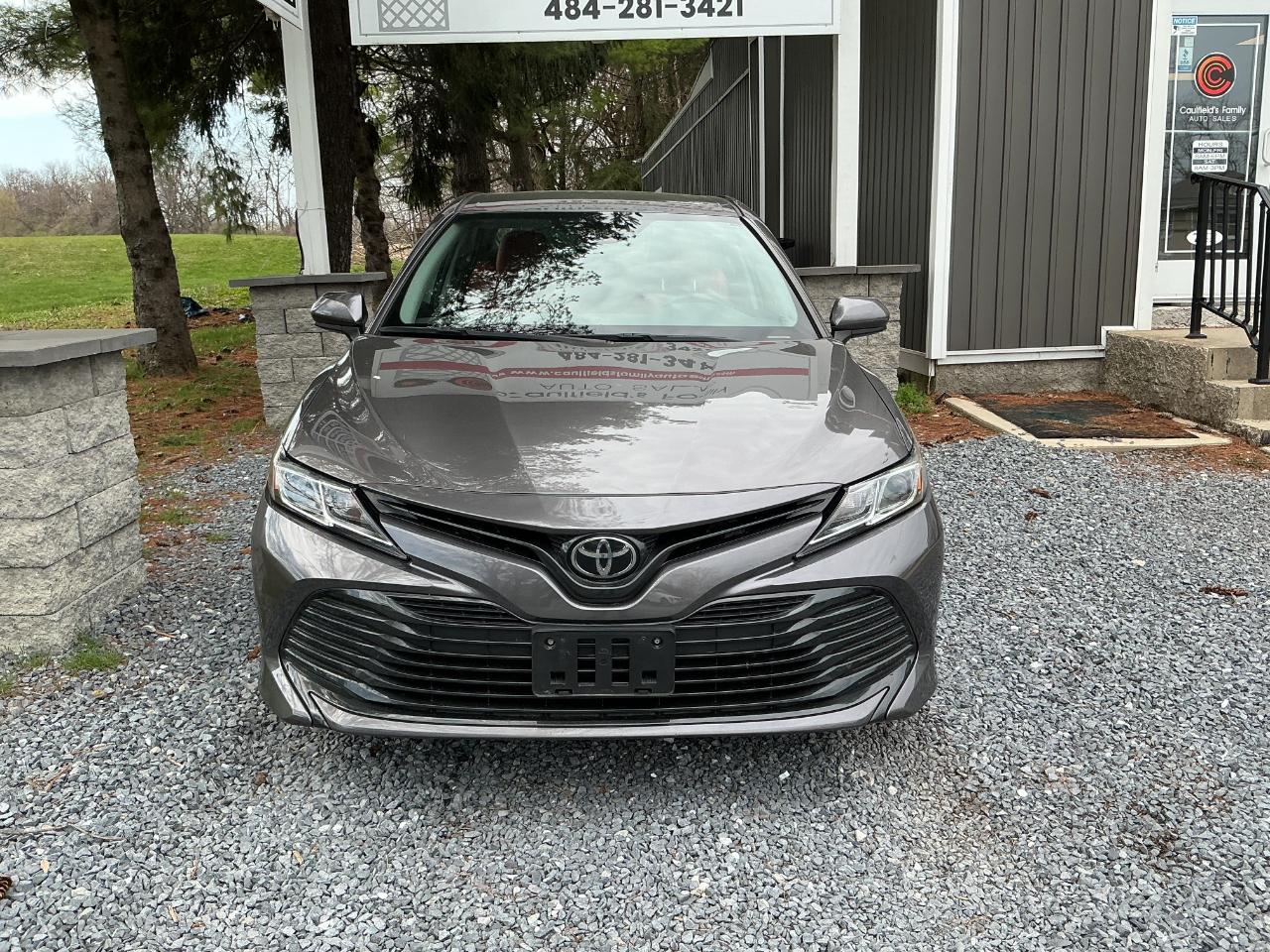 Toyota Camry LE Auto (Natl) 2020