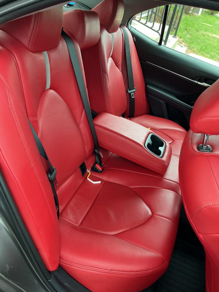 Toyota Camry LE Auto (Natl) 2020