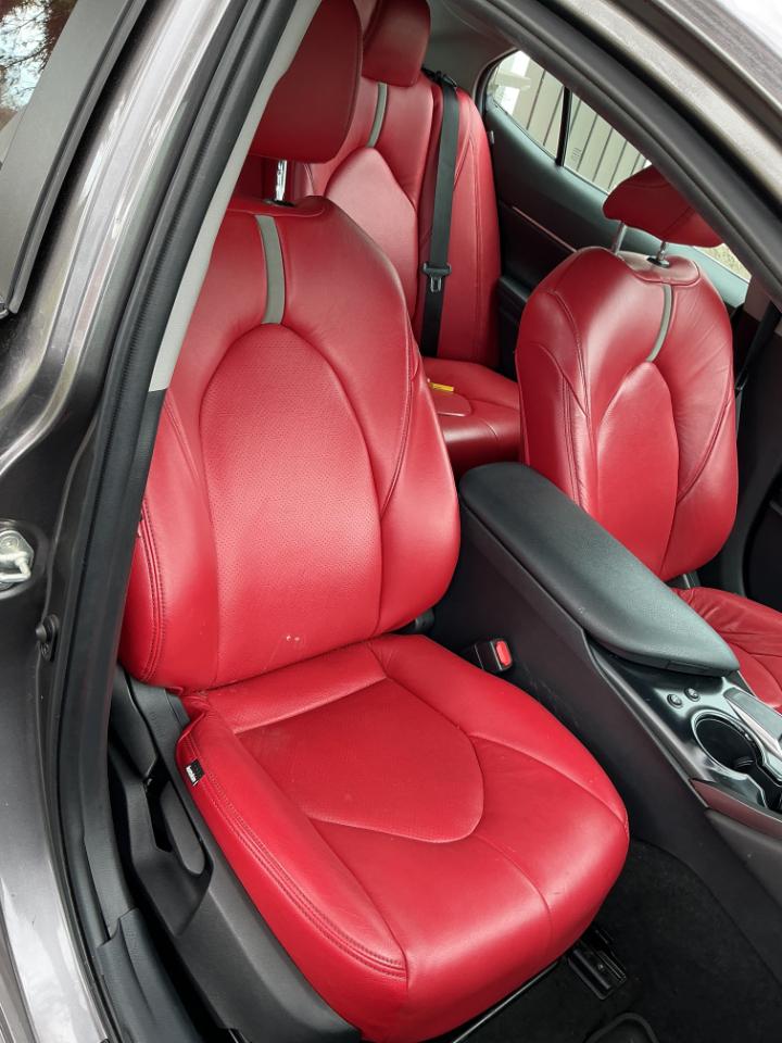 Toyota Camry LE Auto (Natl) 2020