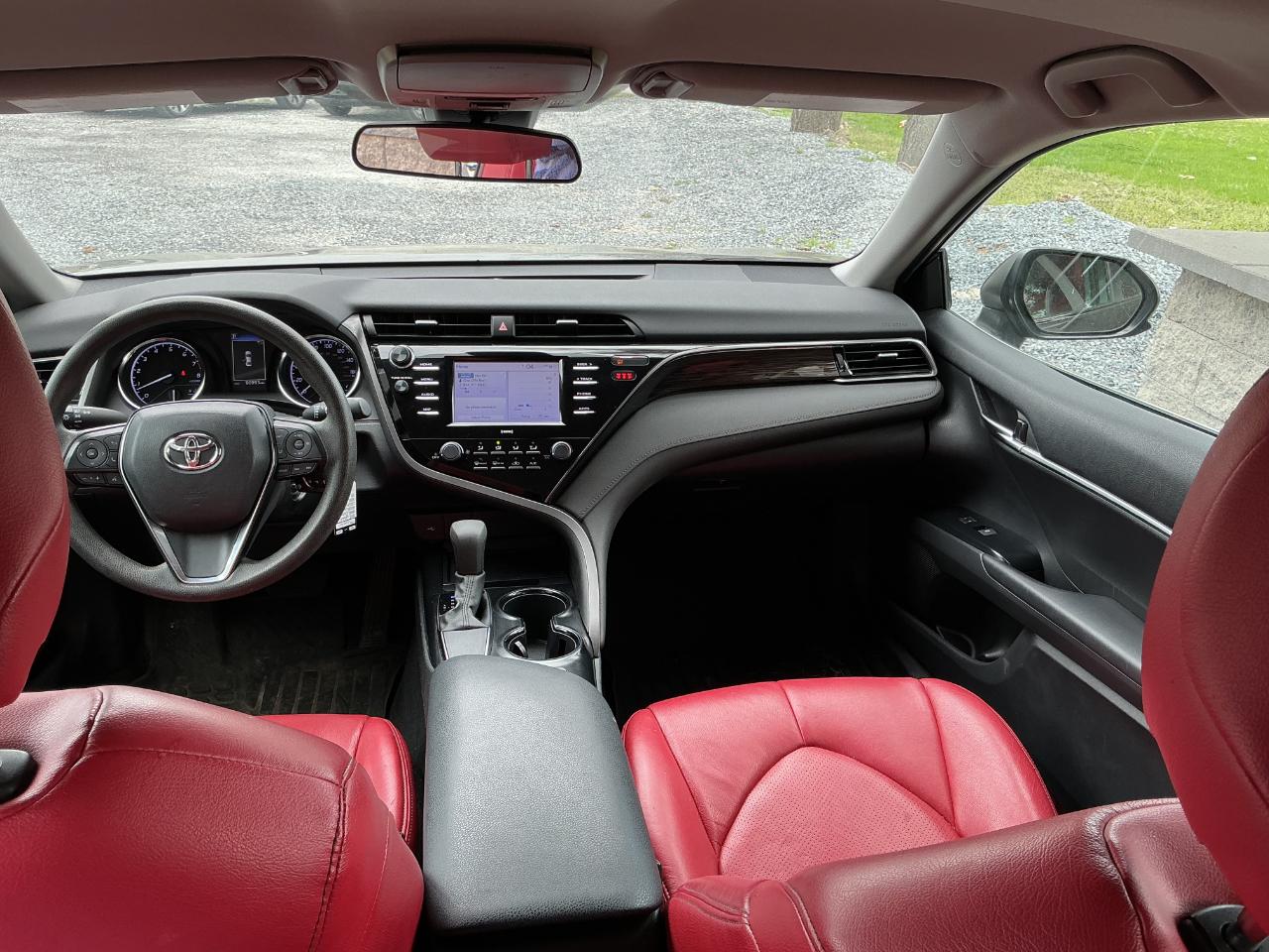 Toyota Camry LE Auto (Natl) 2020