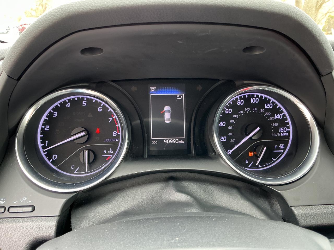 Toyota Camry LE Auto (Natl) 2020