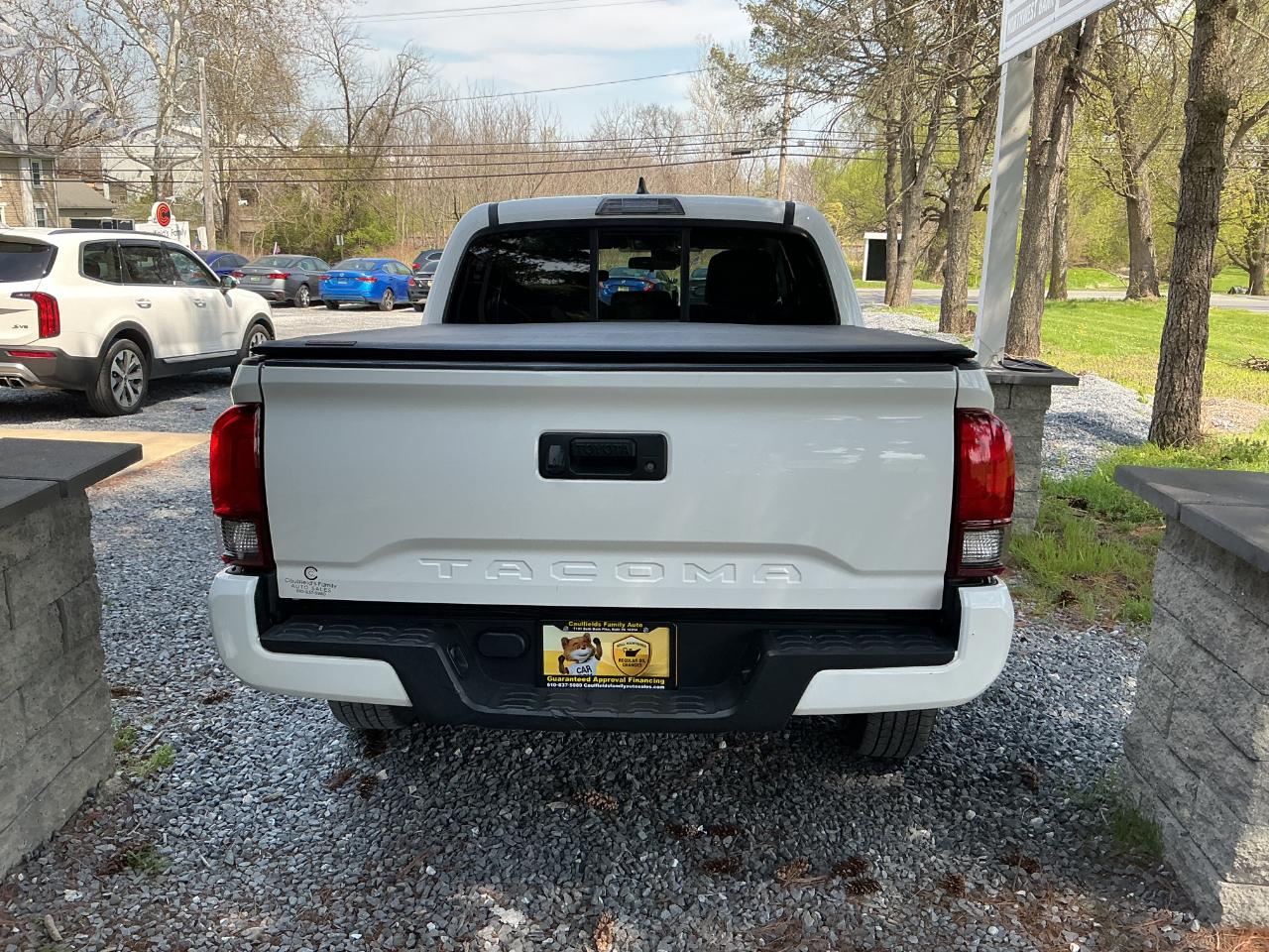 Toyota Tacoma 2WD SR5 Double Cab 5' Bed I4 AT (Natl) 2019