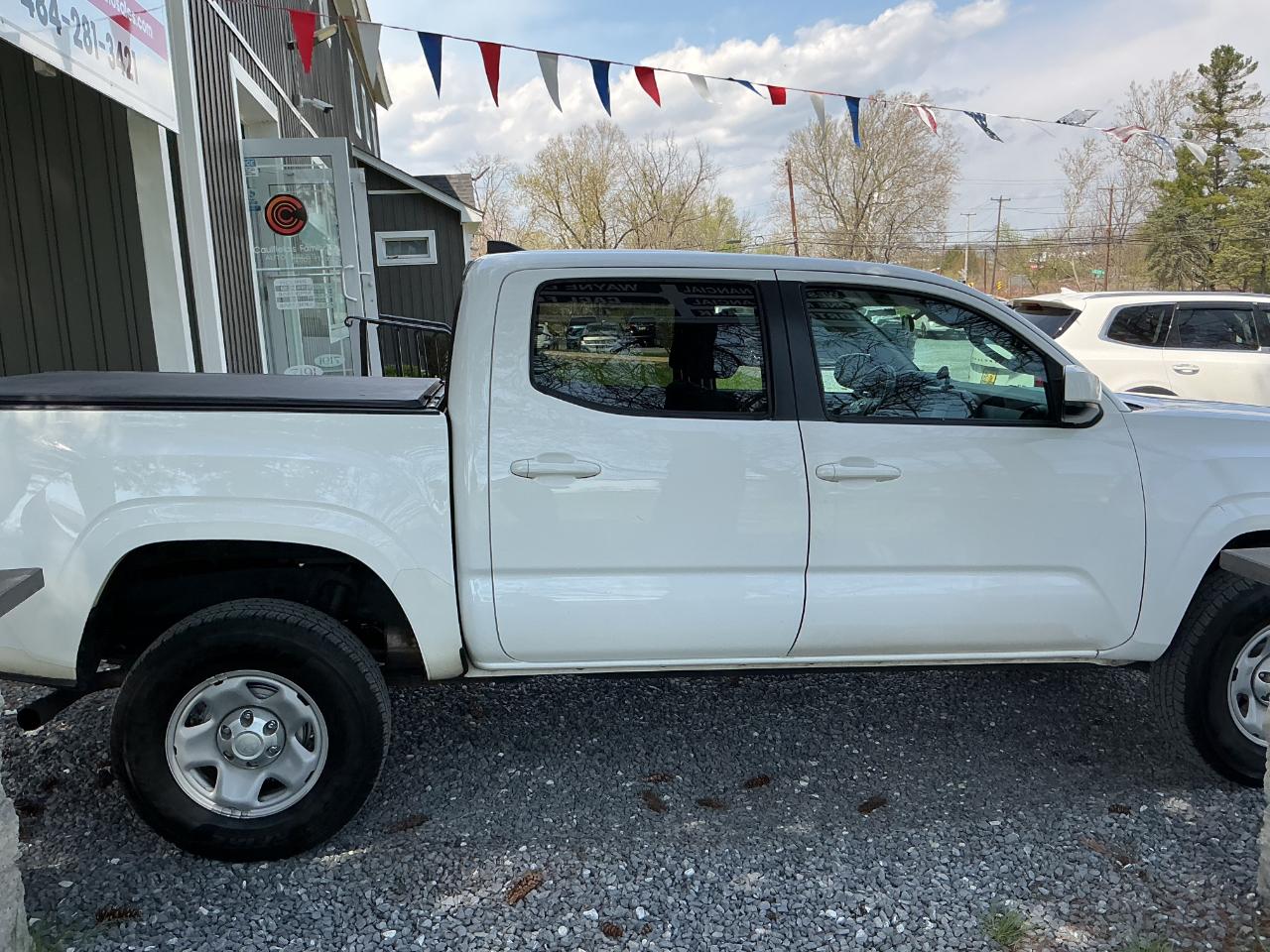Toyota Tacoma 2WD SR5 Double Cab 5' Bed I4 AT (Natl) 2019