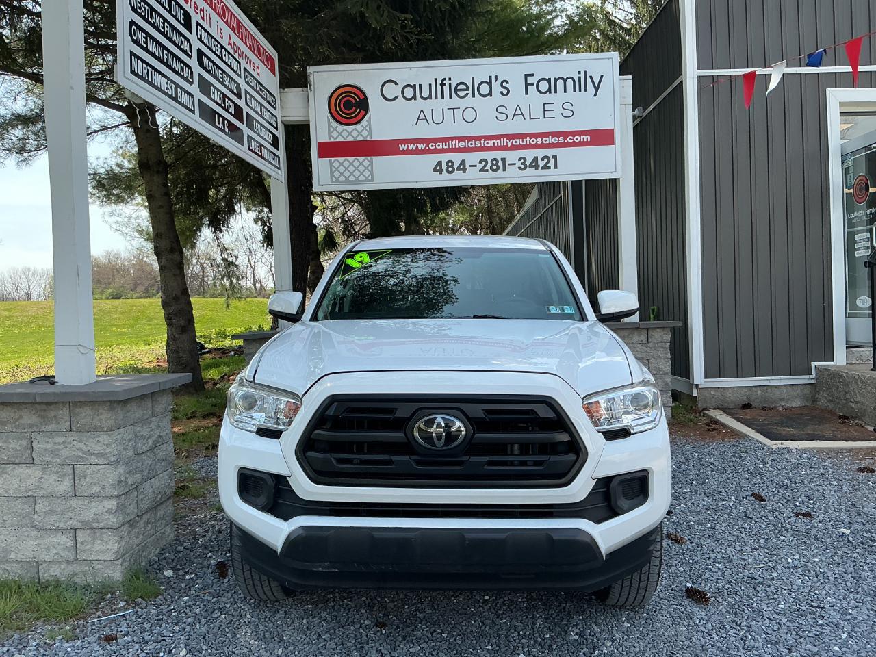 Toyota Tacoma 2WD SR5 Double Cab 5' Bed I4 AT (Natl) 2019