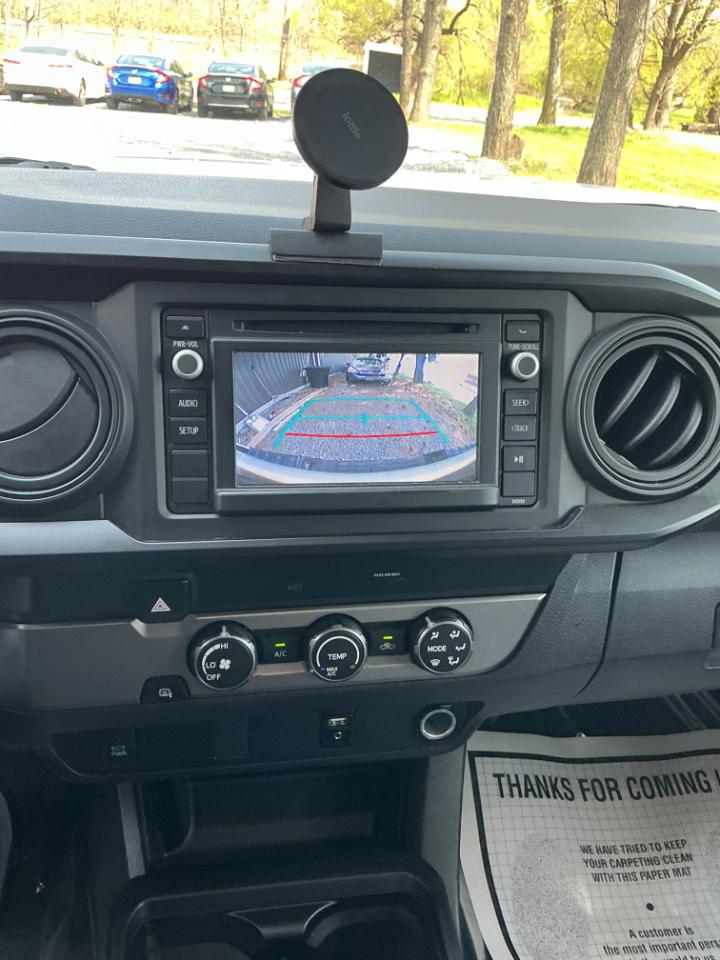 Toyota Tacoma 2WD SR5 Double Cab 5' Bed I4 AT (Natl) 2019