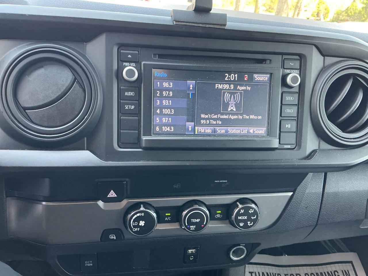 Toyota Tacoma 2WD SR5 Double Cab 5' Bed I4 AT (Natl) 2019