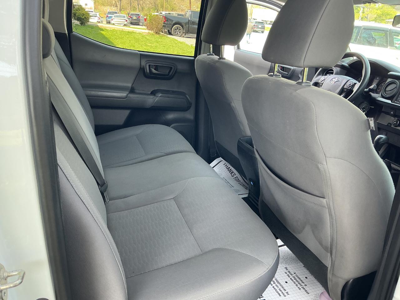 Toyota Tacoma 2WD SR5 Double Cab 5' Bed I4 AT (Natl) 2019