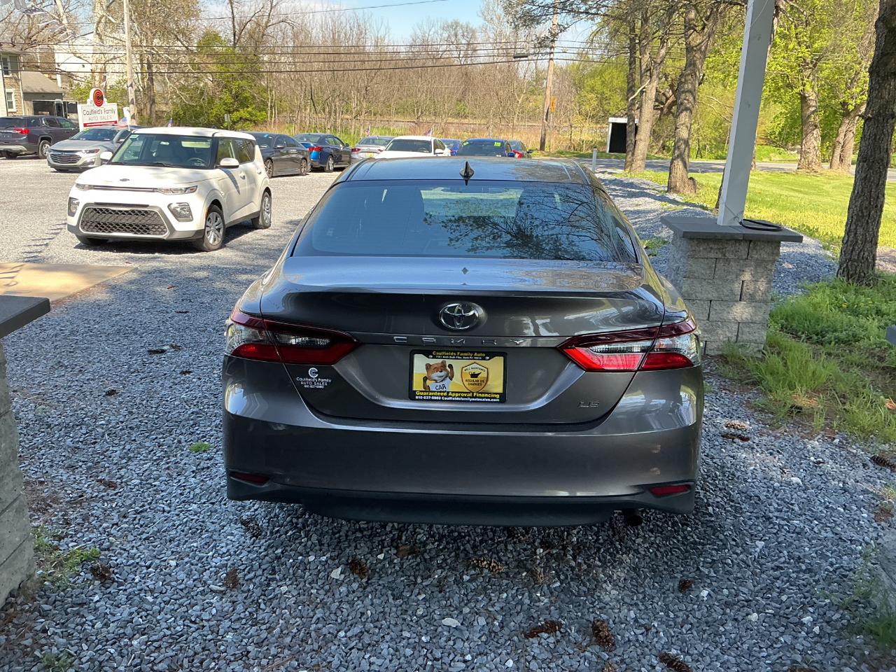 2021 Toyota Camry LE - Photo 6