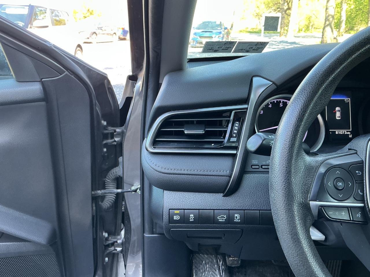 2021 Toyota Camry LE - Photo 11
