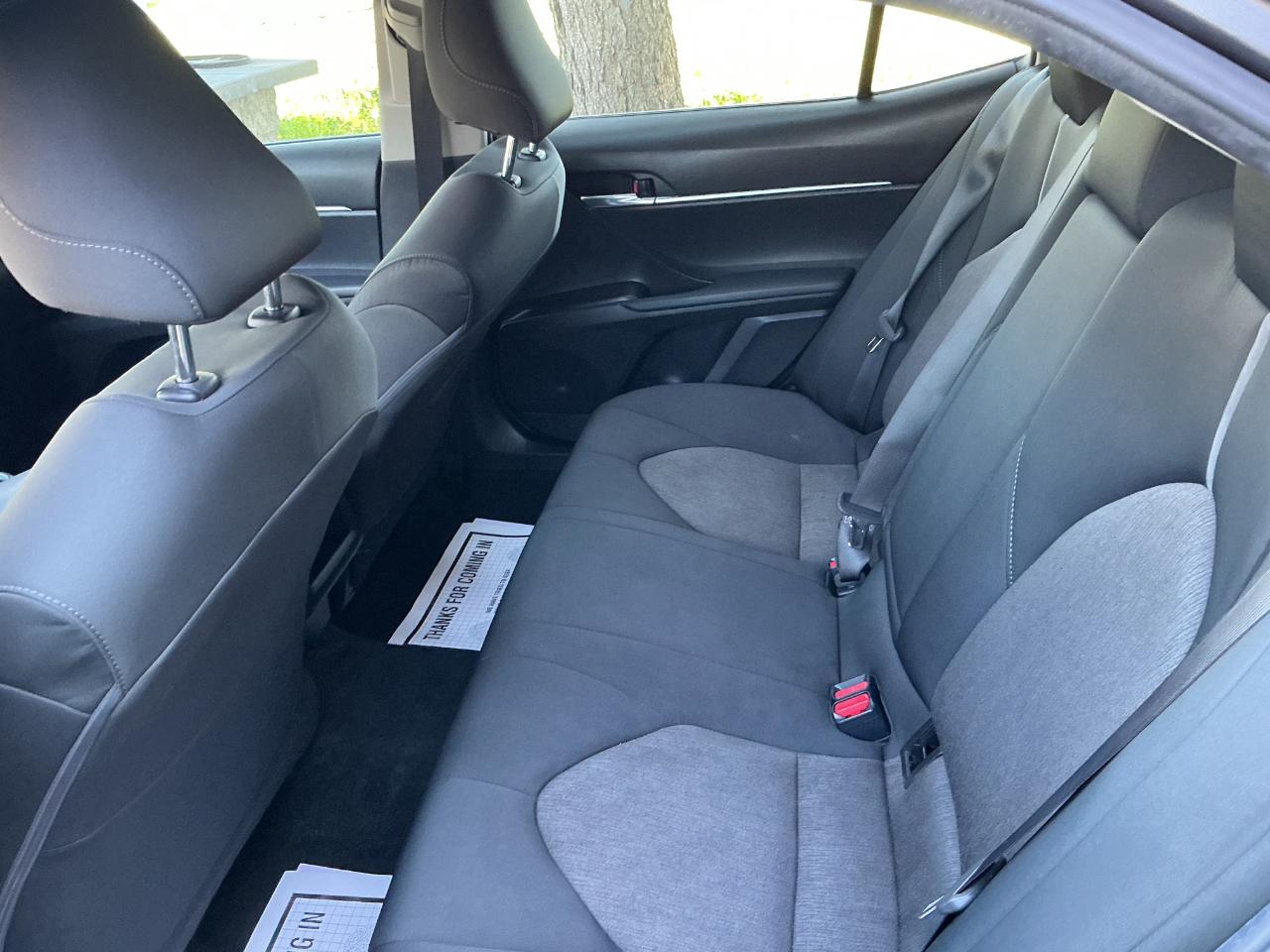 2021 Toyota Camry LE - Photo 18