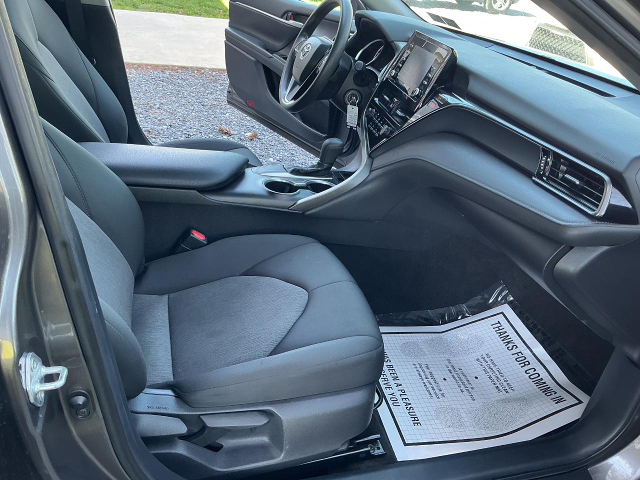 2021 Toyota Camry LE - Photo 23
