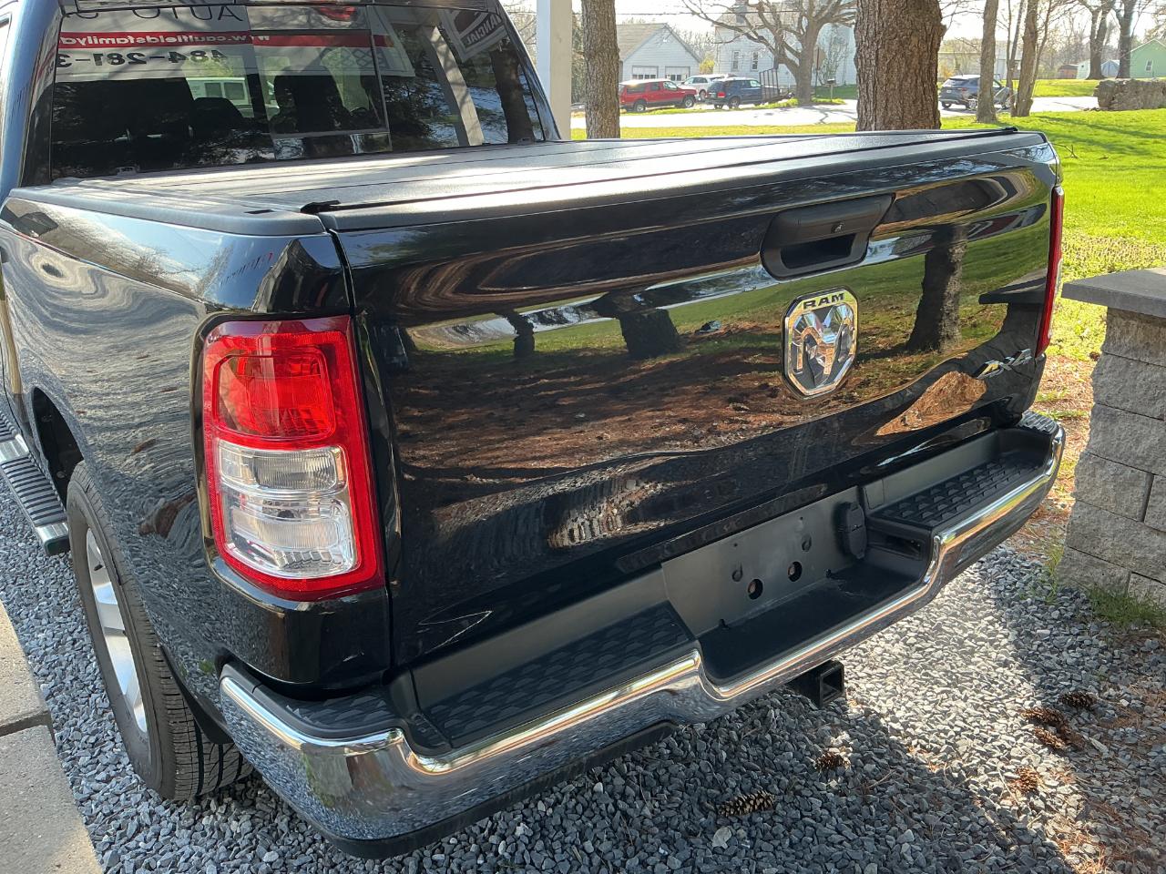 RAM 1500 Tradesman 4x4 Crew Cab 5'7" Box 2019