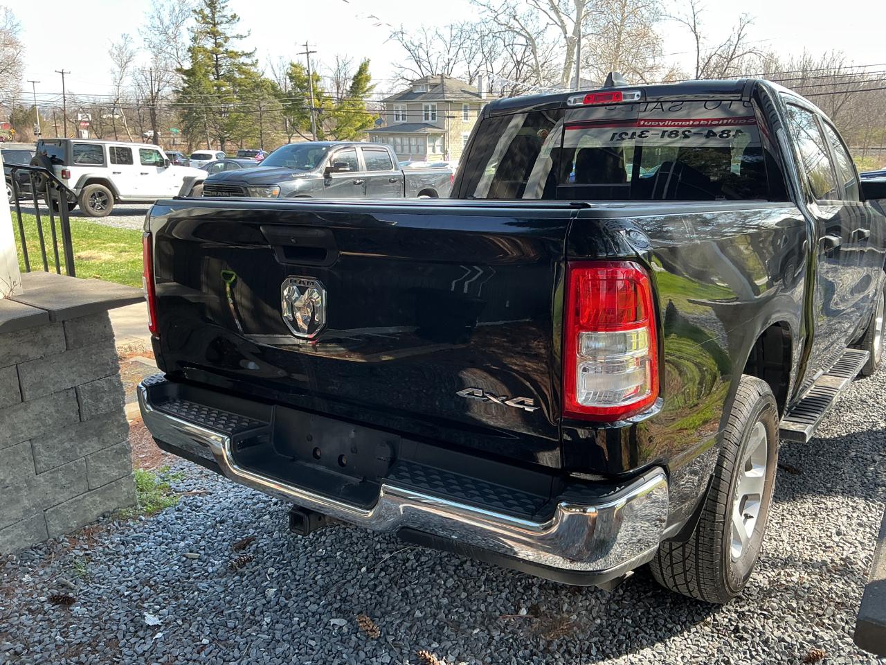 RAM 1500 Tradesman 4x4 Crew Cab 5'7" Box 2019