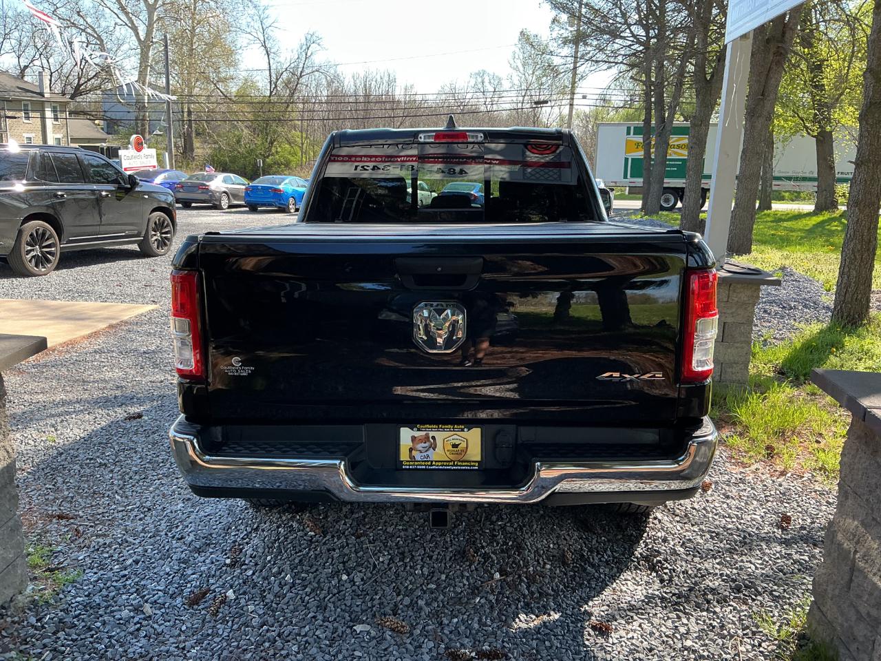 RAM 1500 Tradesman 4x4 Crew Cab 5'7" Box 2019