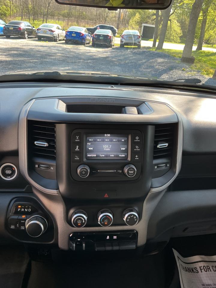 RAM 1500 Tradesman 4x4 Crew Cab 5'7" Box 2019