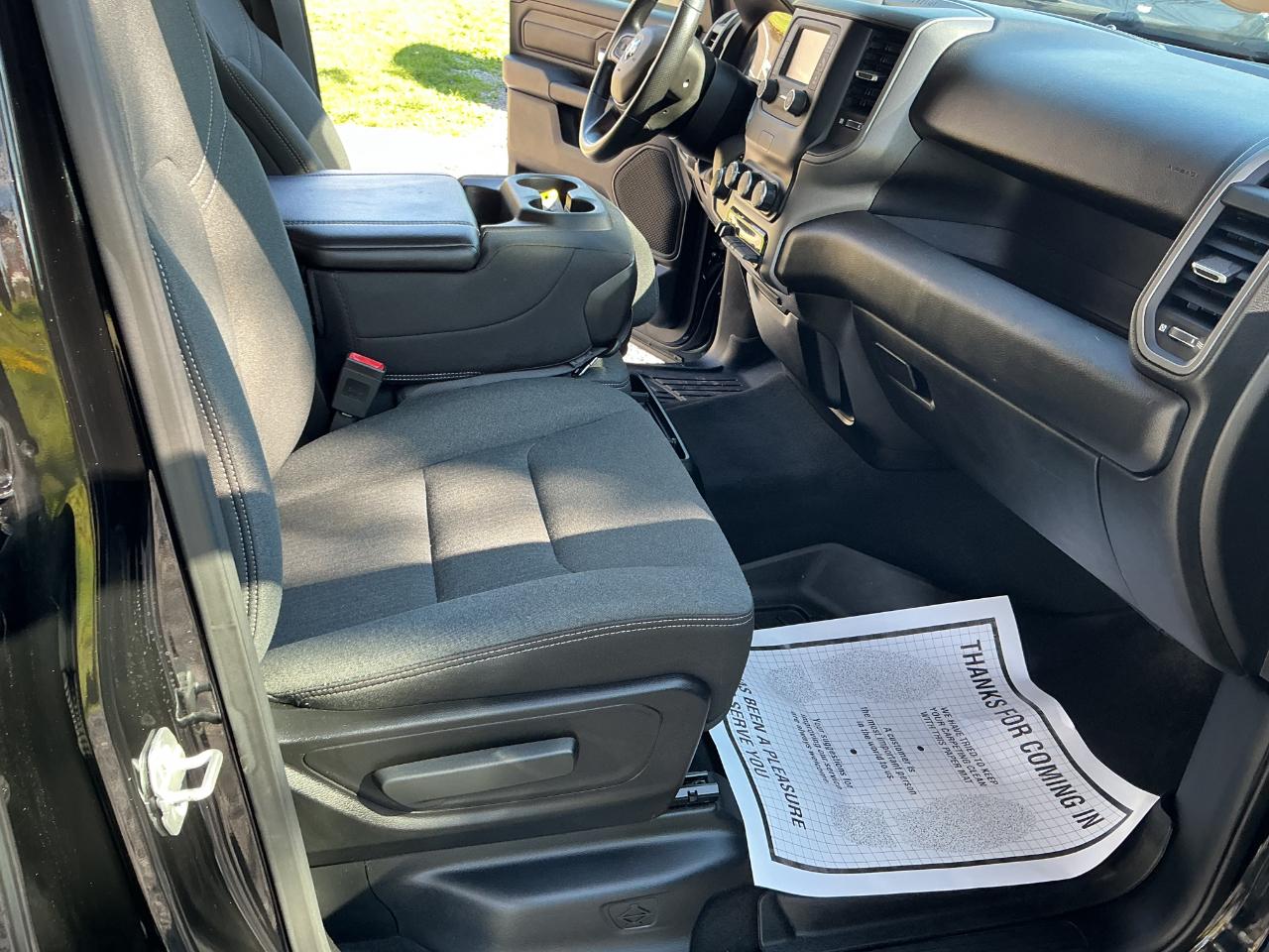 RAM 1500 Tradesman 4x4 Crew Cab 5'7" Box 2019