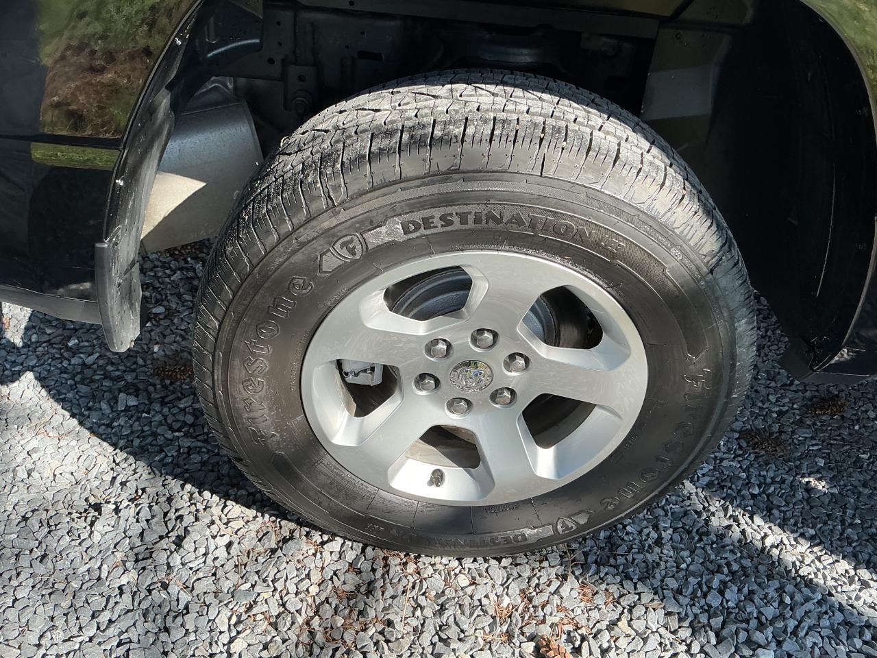 RAM 1500 Tradesman 4x4 Crew Cab 5'7" Box 2019