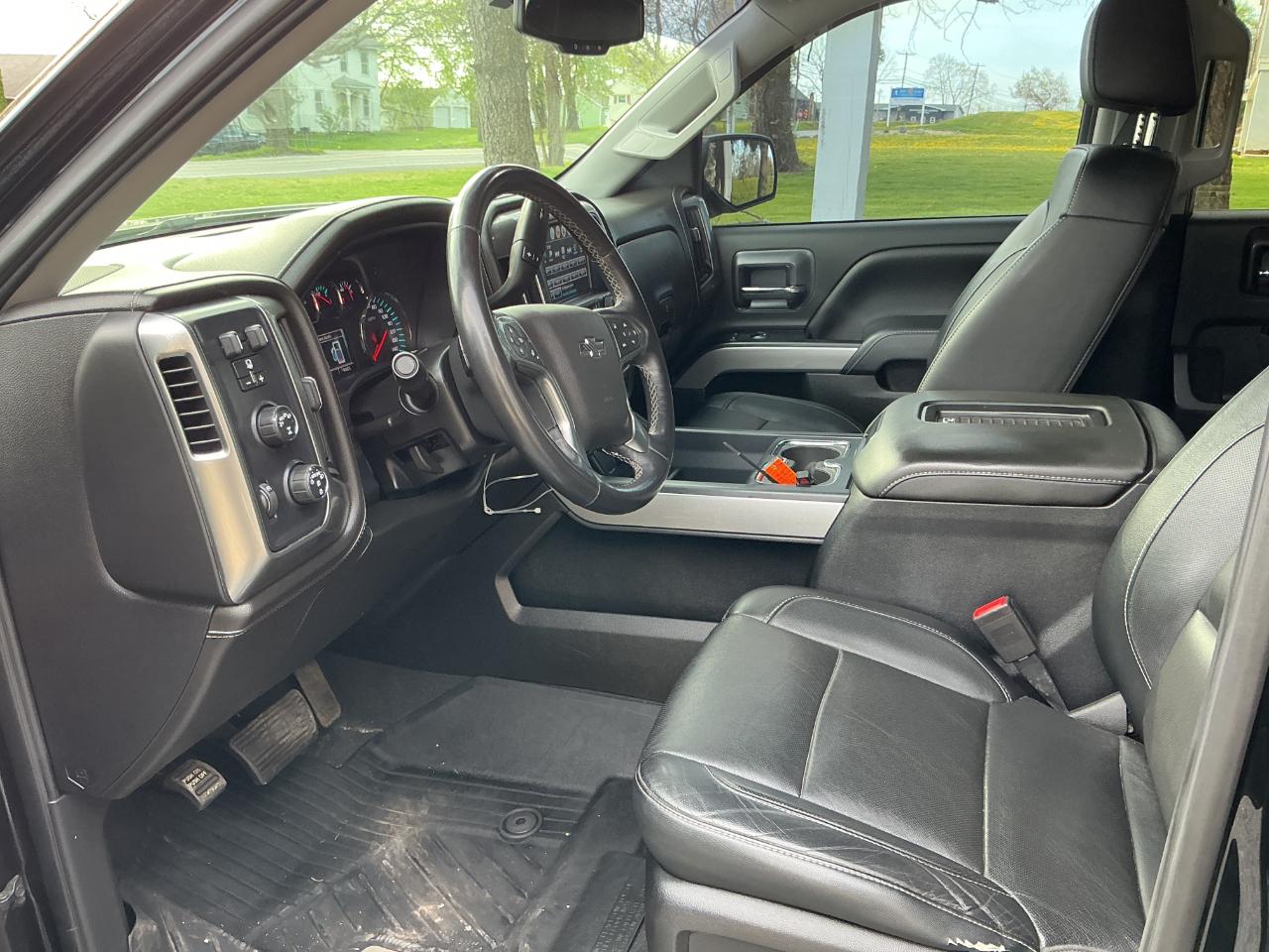 Chevrolet Silverado 1500 LTZ Z71 Crew Cab 4WD 2018