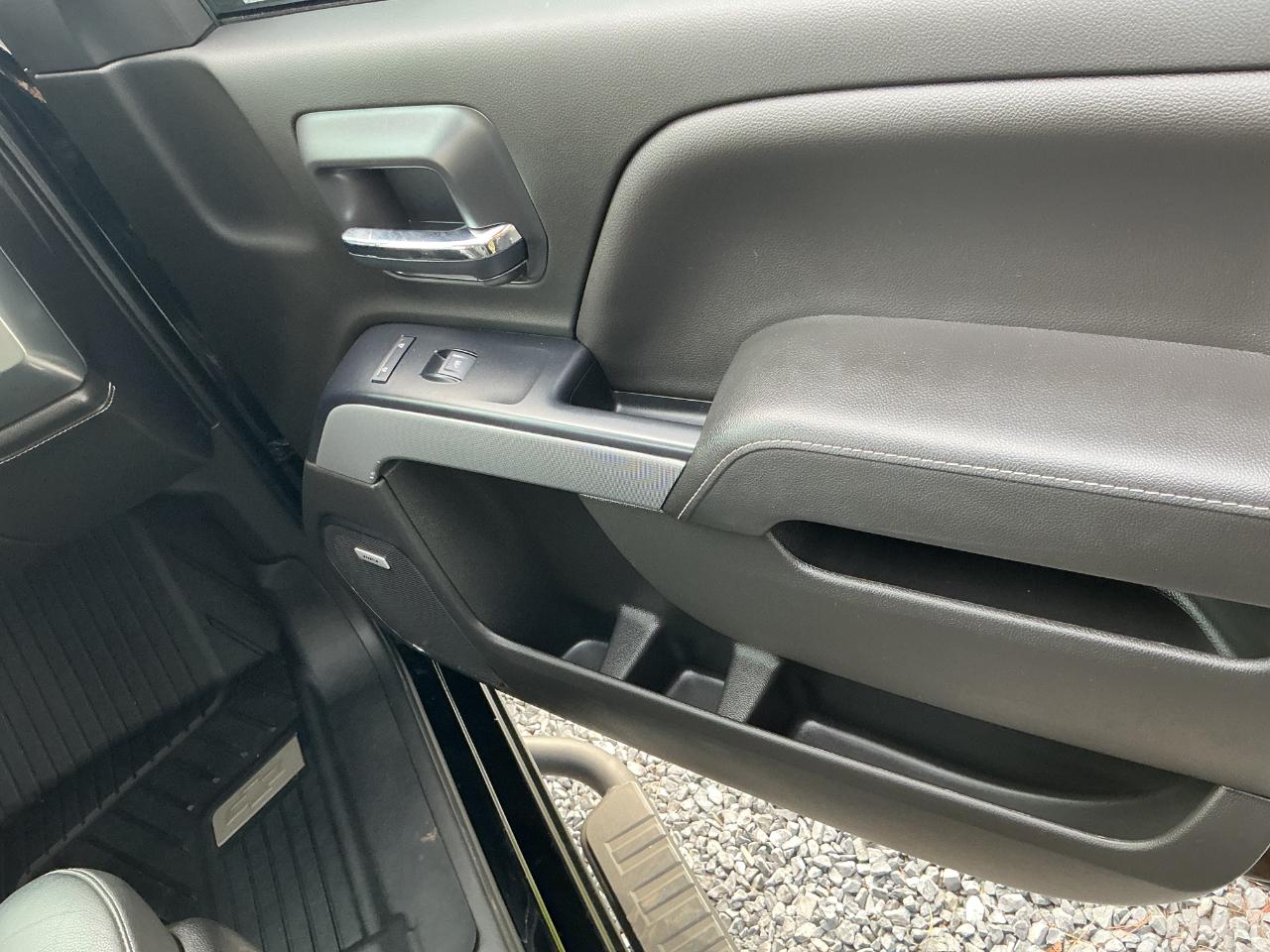 Chevrolet Silverado 1500 LTZ Z71 Crew Cab 4WD 2018