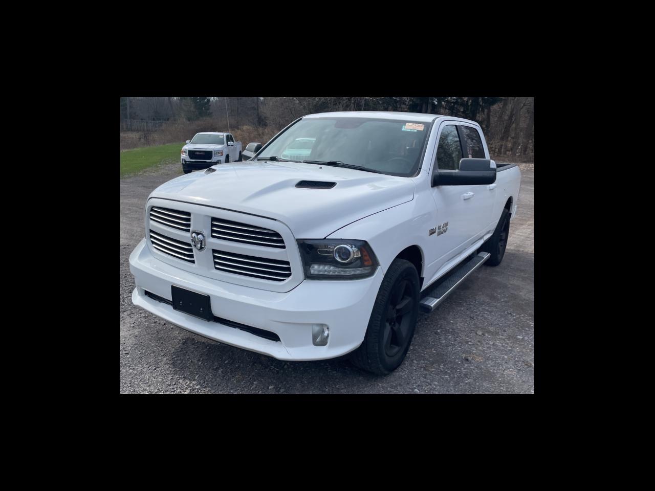 RAM 1500 4WD Crew Cab 149" Sport 2017