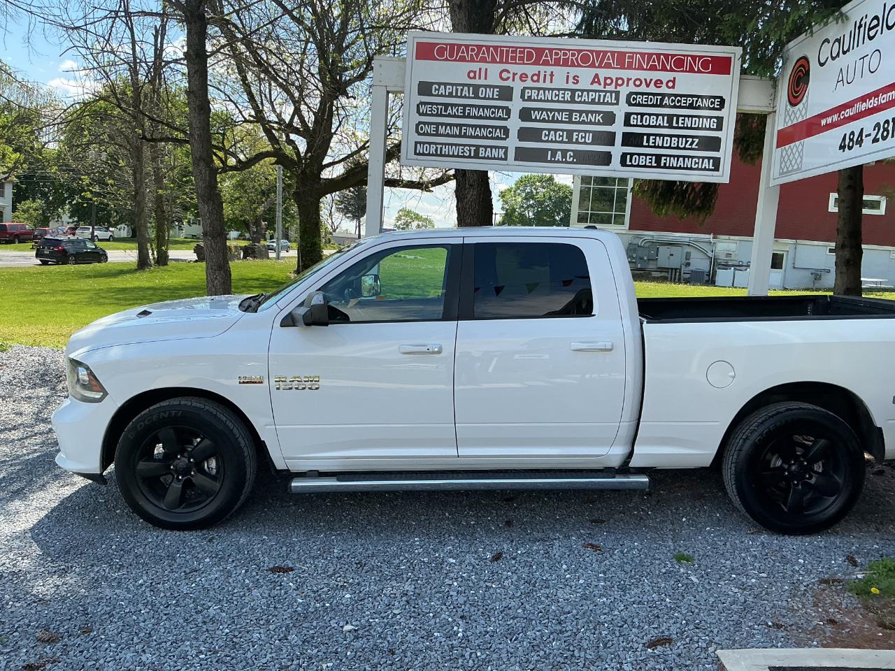 RAM 1500 4WD Crew Cab 149" Sport 2017