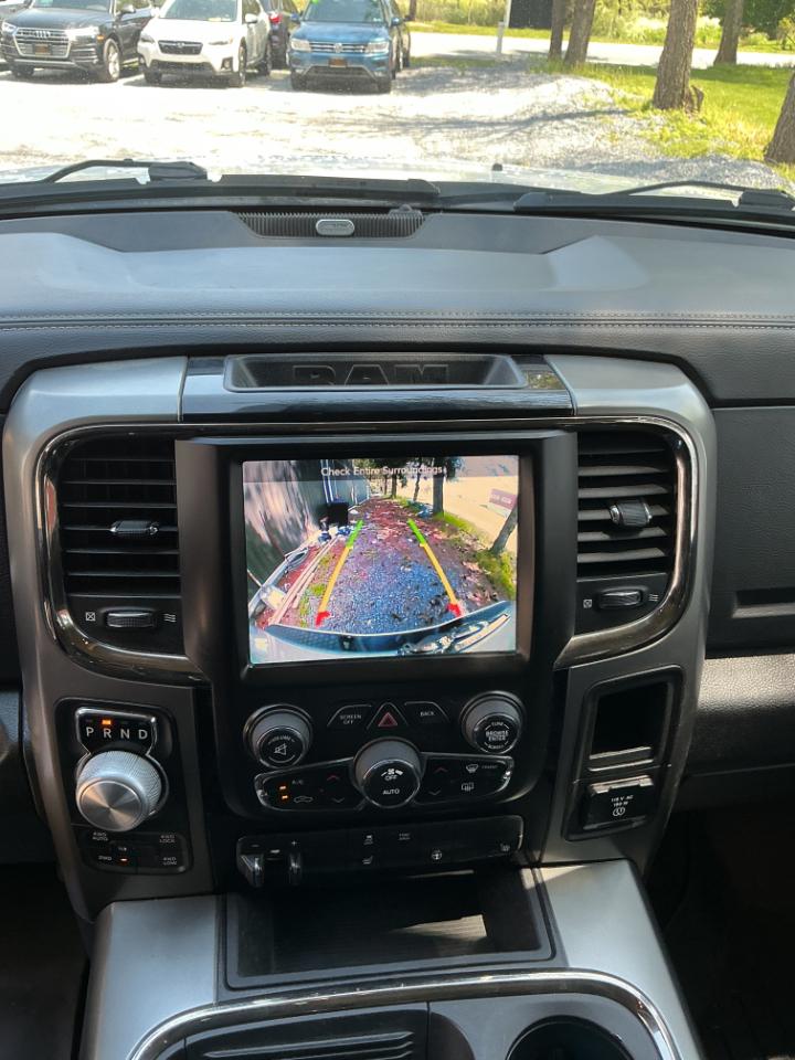 RAM 1500 4WD Crew Cab 149" Sport 2017