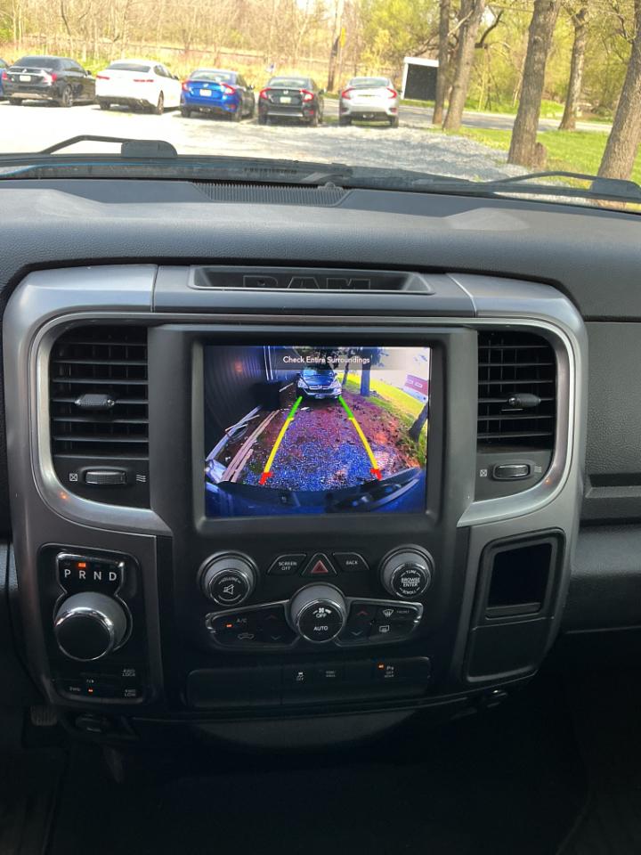 RAM 1500 Classic Warlock 4x4 Crew Cab 5'7" Box 2021