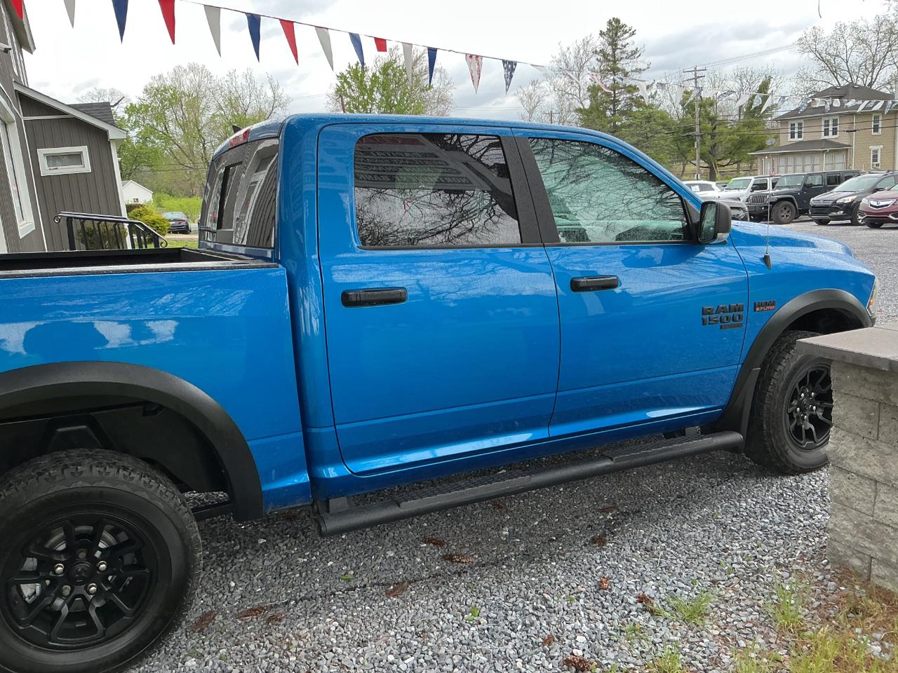 RAM 1500 Classic Warlock 4x4 Crew Cab 5'7" Box 2021