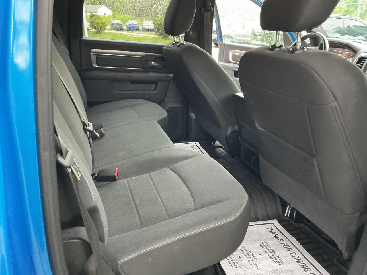 RAM 1500 Classic Warlock 4x4 Crew Cab 5'7" Box 2021