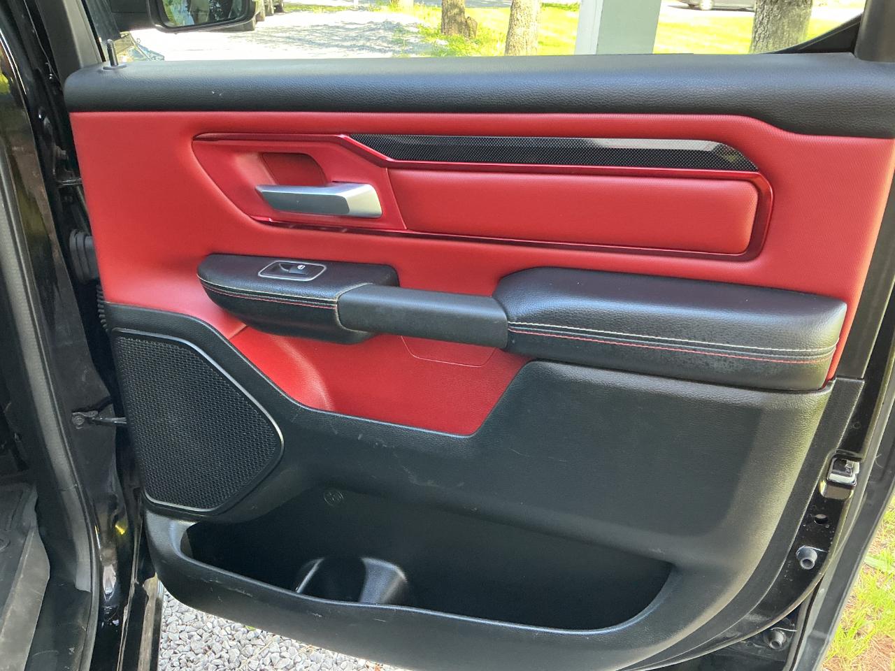 RAM 1500 Rebel 4x4 Crew Cab 5'7" Box 2020