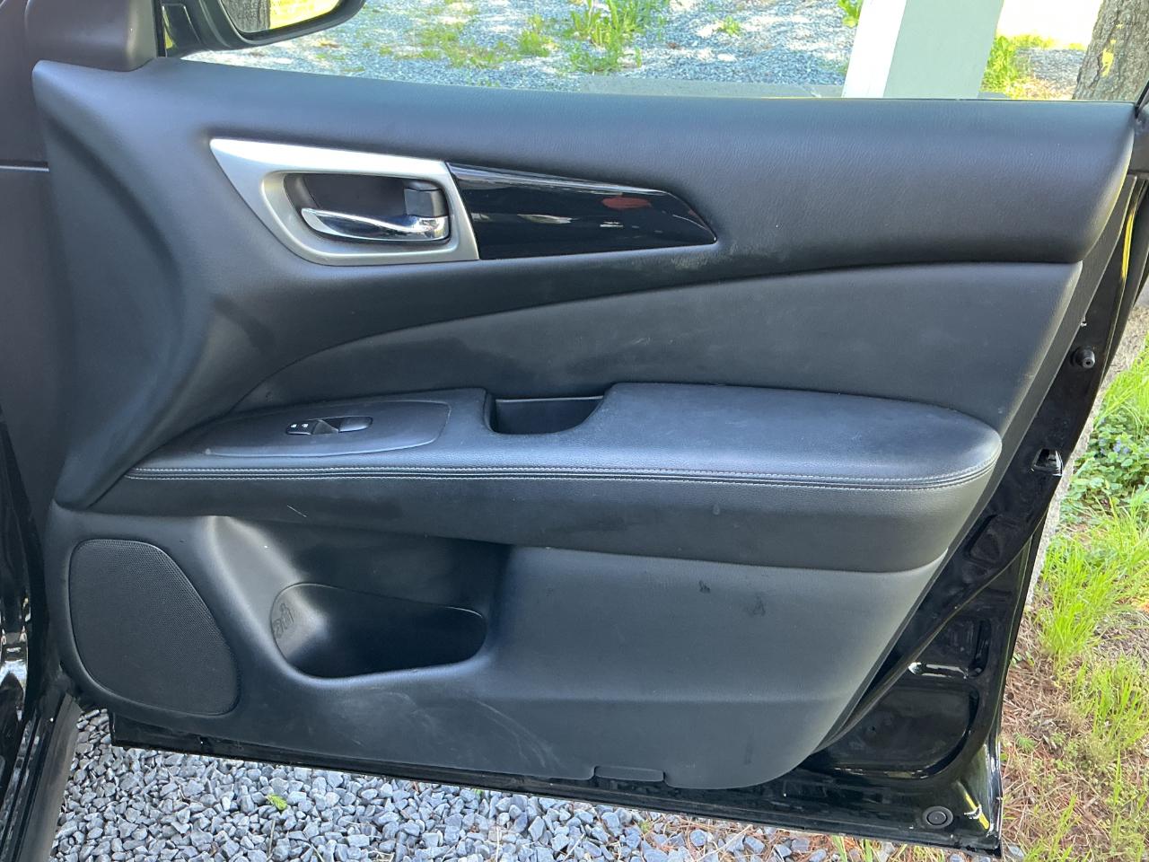 Nissan Pathfinder 4x4 S 2020