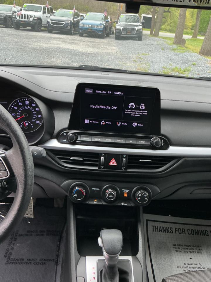 Kia Forte LXS IVT 2022