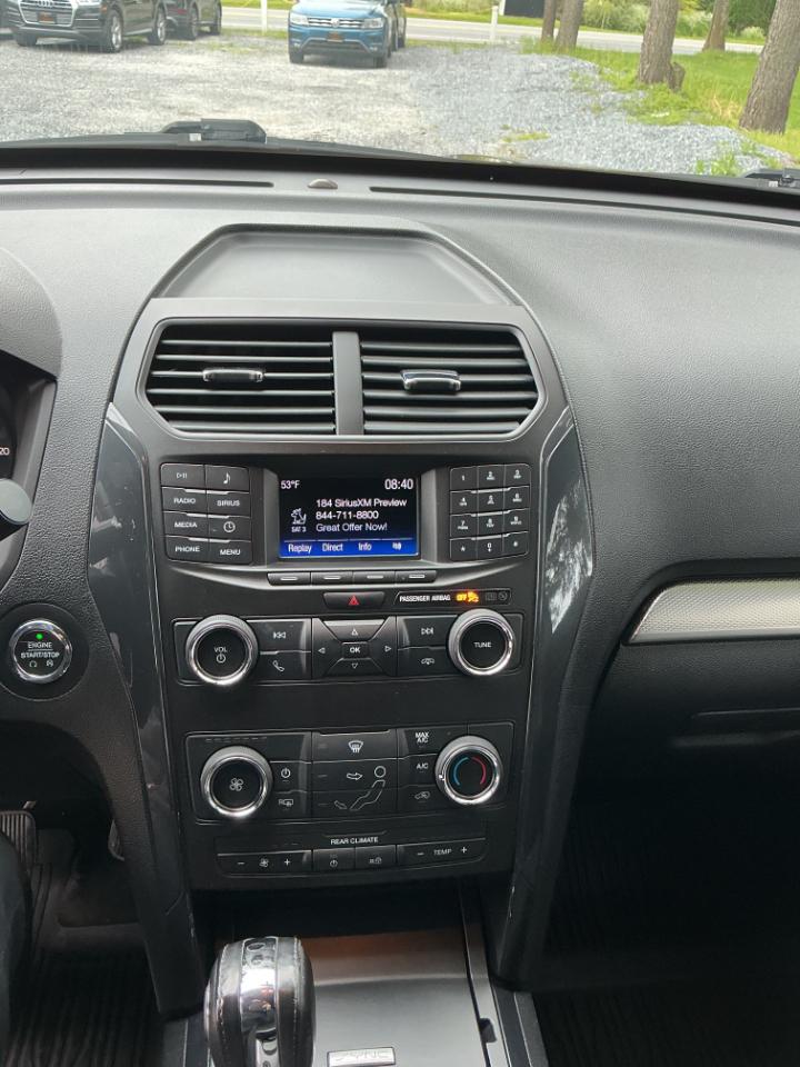 Ford Explorer XLT 4WD 2018