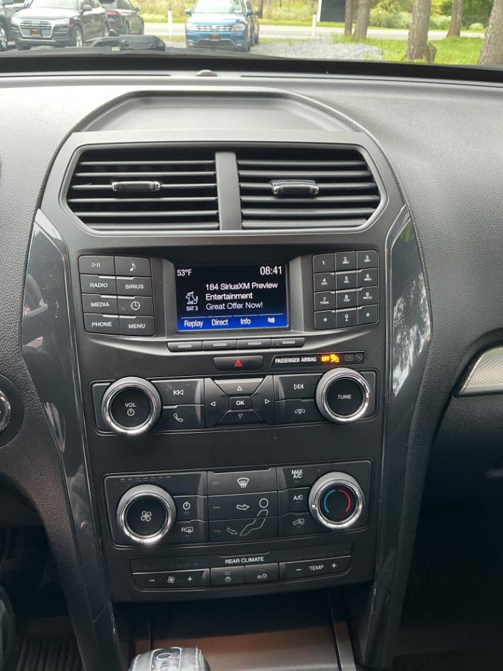 Ford Explorer XLT 4WD 2018