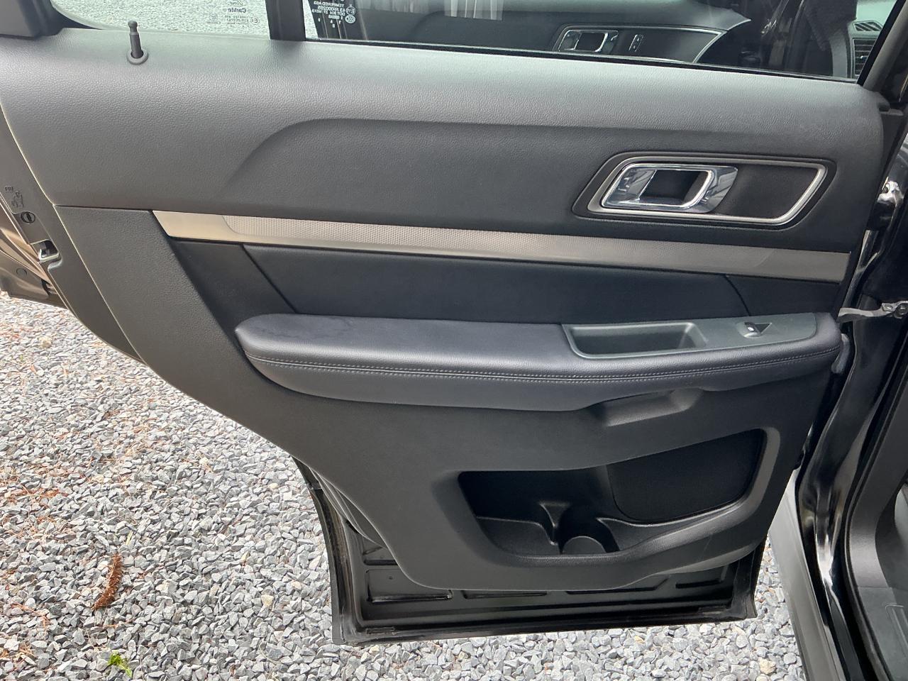 Ford Explorer XLT 4WD 2018