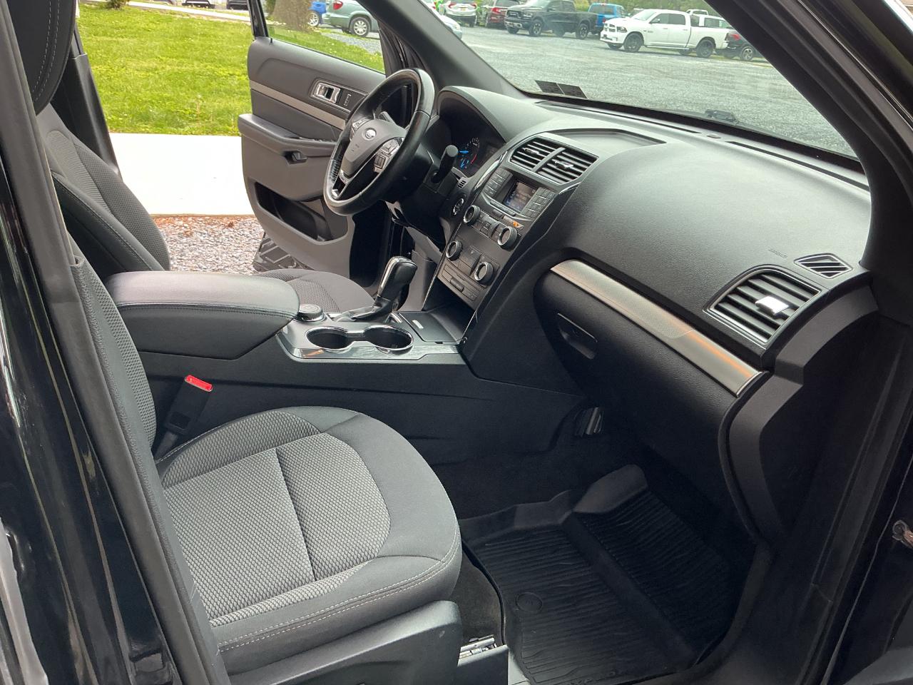 Ford Explorer XLT 4WD 2018