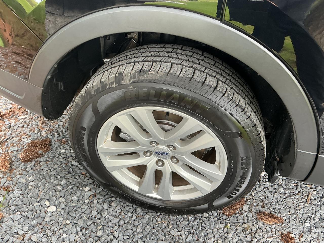 Ford Explorer XLT 4WD 2018