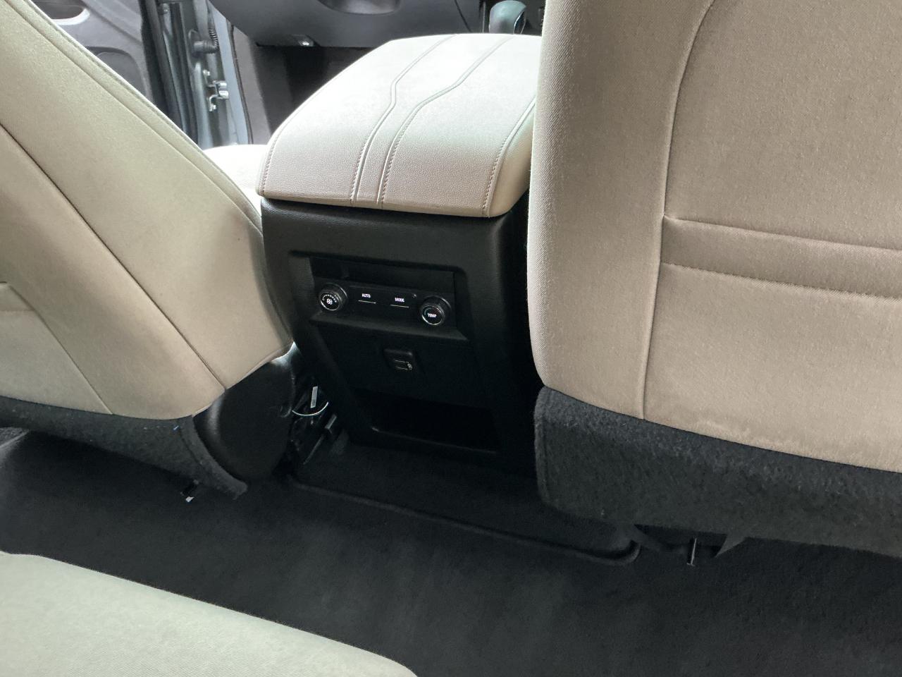 Chevrolet Traverse AWD 4dr LS w/1LS 2023