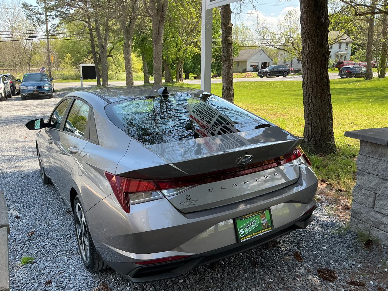 Hyundai Elantra SEL IVT 2023
