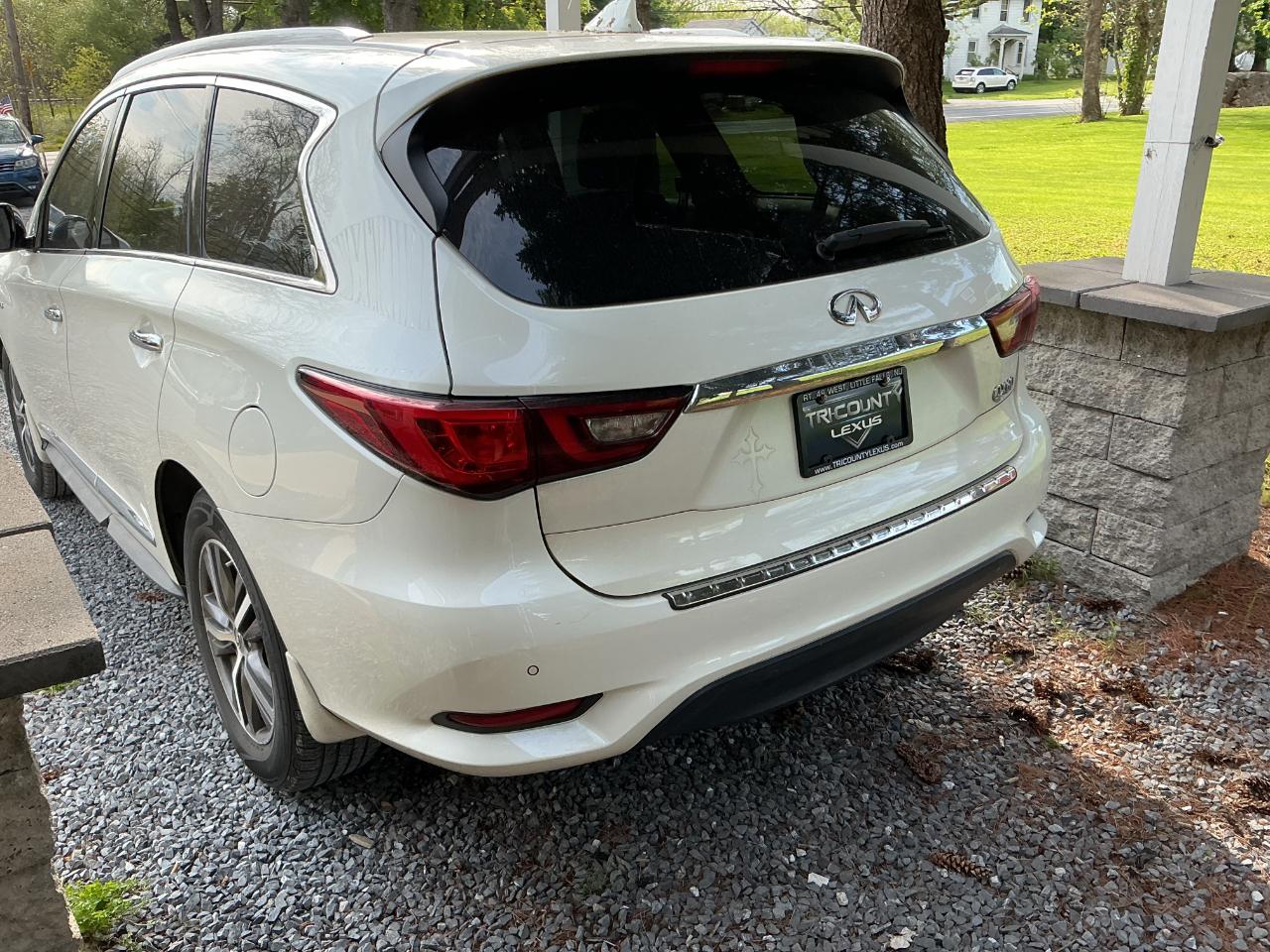 Infiniti QX60 LUXE AWD 2019