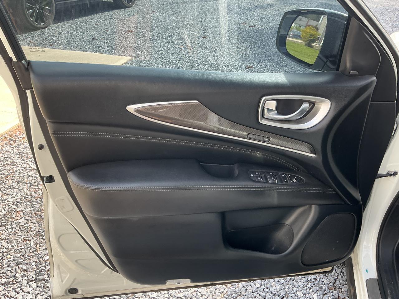 Infiniti QX60 LUXE AWD 2019