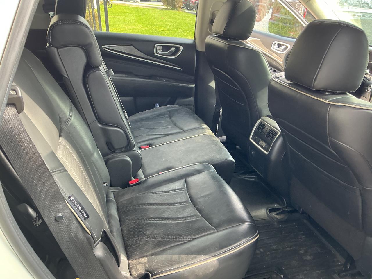 Infiniti QX60 LUXE AWD 2019