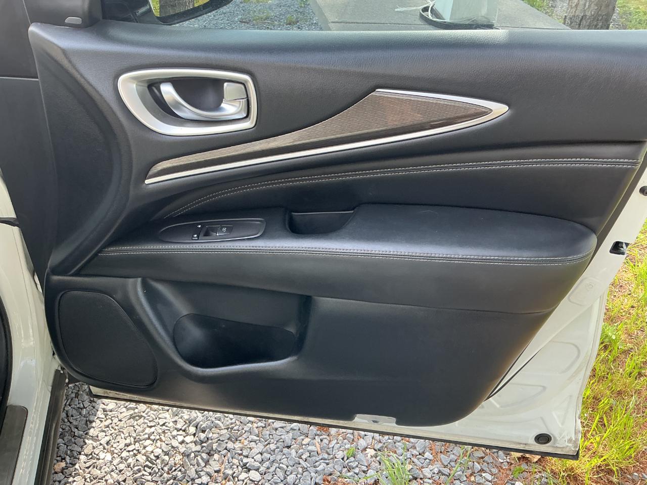 Infiniti QX60 LUXE AWD 2019