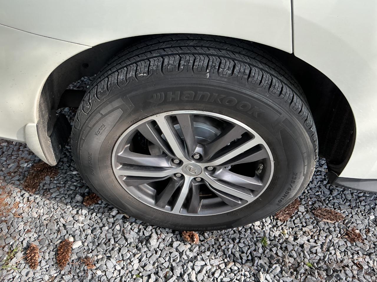 Infiniti QX60 LUXE AWD 2019